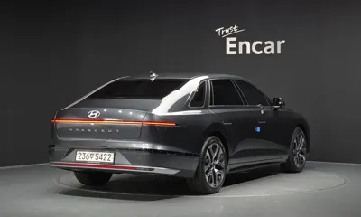 Hyundai Grandeur 2023, 575 км, за 22557.36 USD
