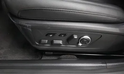Hyundai Grandeur 2023, 575 км, за 22557.36 USD - фото 34