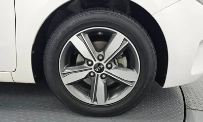 Kia K3 2018, 104522 км, за 5883.13 USD