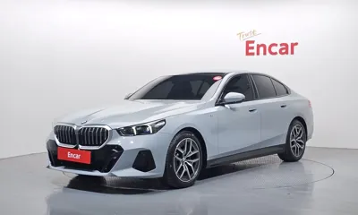 BMW 5-Series · 2025 год
