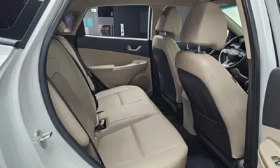 Hyundai Kona 2018, 55934 км, за 8278.14 USD - фото 12
