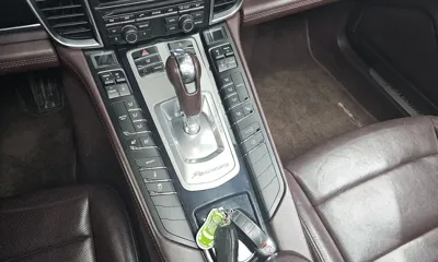 Porsche Panamera 2012, 110935 км, за 10769.74 USD - фото 9