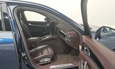 Porsche Panamera 2012, 110935 км, за 10769.74 USD - фото 11