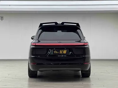Li Auto Li L9 2024, 43000 км, за 38070.26 USD