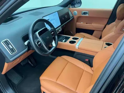 Li Auto Li L9 2024, 43000 км, за 38070.26 USD