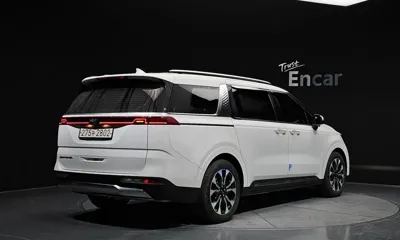 Kia Canival 2021, 108842 км, за 17847.71 USD