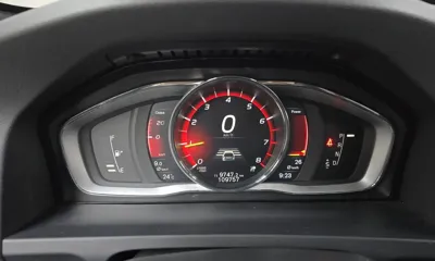 Volvo V60 2018, 109757 км, за 7159.74 USD - фото 8
