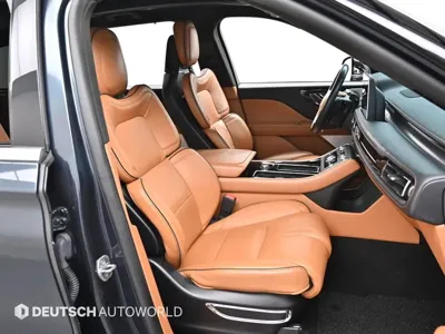 Lincoln Aviator 2020, 96366 км, за 23730.85 USD - фото 10