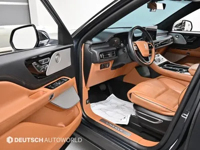Lincoln Aviator 2020, 96366 км, за 23730.85 USD - фото 11