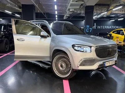 Mercedes-Benz GLS-Class 2023, 30000 км, за 120581.42 USD