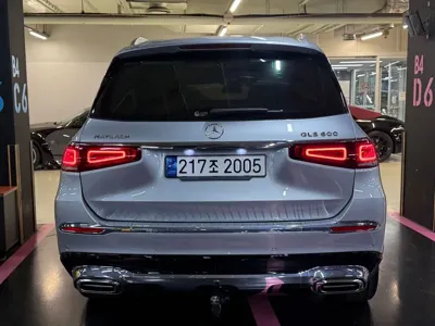 Mercedes-Benz GLS-Class 2023, 30000 км, за 120581.42 USD - фото 6