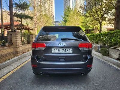Jeep Cherokee 2015, 97700 км, за 9124.33 USD