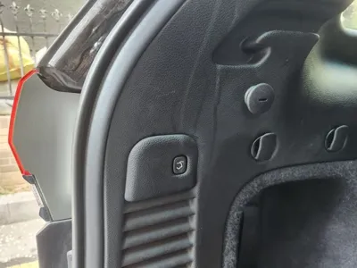 Jeep Cherokee 2015, 97700 км, за 9124.33 USD - фото 6