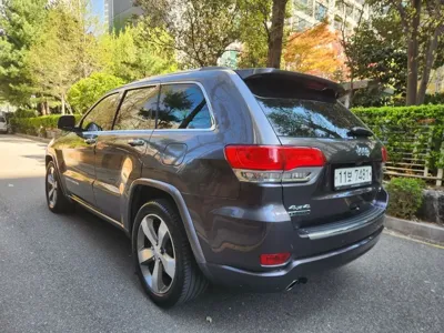 Jeep Cherokee 2015, 97700 км, за 9124.33 USD - фото 7