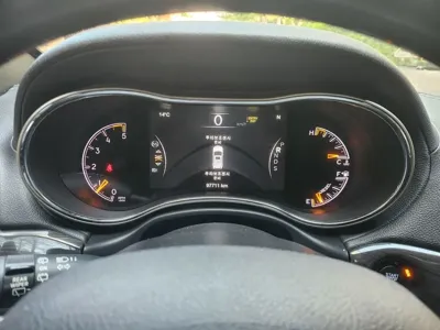 Jeep Cherokee 2015, 97700 км, за 9124.33 USD - фото 11