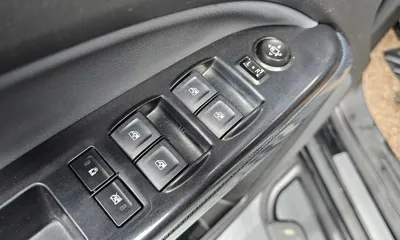 ChevroletGMDaewoo Colorado 2021, 138819 км, за 14657.99 USD - фото 28
