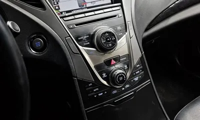 Hyundai Grandeur 2014, 115622 км, за 3907.28 USD - фото 18