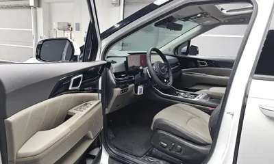 Kia Canival 2025, 7229 км, за 30553.76 USD - фото 10