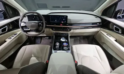 Kia Canival 2026, 9139 км, за 46192.52 USD - фото 7