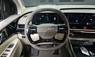 Kia Canival 2026, 9139 км, за 46192.52 USD - фото 13