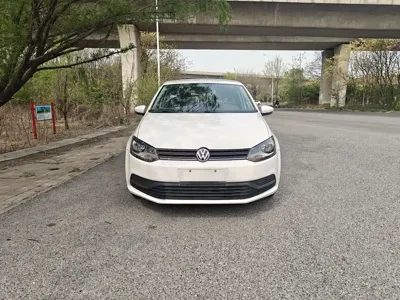 Volkswagen Polo 2018, 56000 км, за 5267.7 USD
