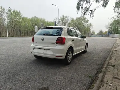 Volkswagen Polo 2018, 56000 км, за 5267.7 USD - фото 8