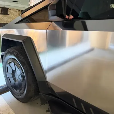 Tesla Cybertruck 2025, 20500 км, за 91725.3 USD