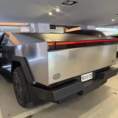 Tesla Cybertruck 2025, 20500 км, за 91725.3 USD - фото 8