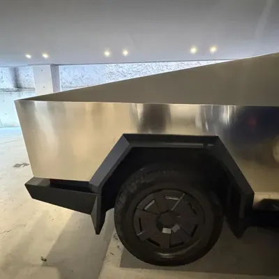 Tesla Cybertruck 2025, 20500 км, за 91725.3 USD - фото 9