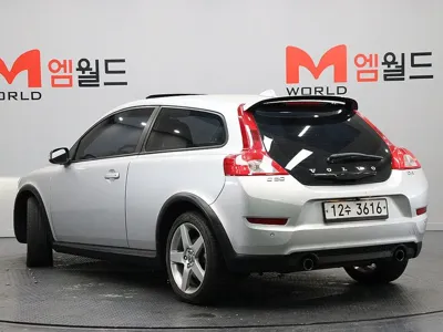 Volvo C30 2012, 160000 км, за 3278.14 USD