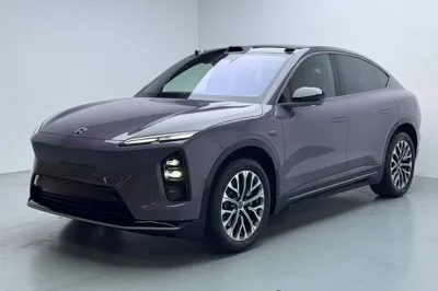 Nio EC6 · 2025 год