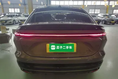 Nio EC6 2025, 10800 км, за 40104 USD