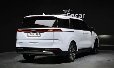 Kia Canival 2023, 66481 км, за 18178.23 USD