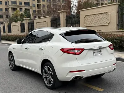 Maserati Levante 2017, 42000 км, за 36652.29 USD - фото 6