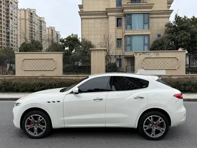 Maserati Levante 2017, 42000 км, за 36652.29 USD - фото 7