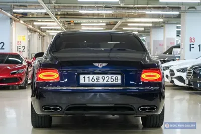 Bentley Flying Spur 2016, 56950 км, за 39087.97 USD