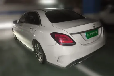 Mercedes-Benz C-Class 2019, 77200 км, за 15471 USD