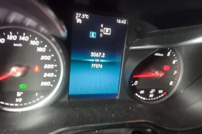 Mercedes-Benz C-Class 2019, 77200 км, за 15471 USD - фото 12