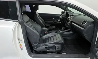 Volkswagen Scirocco 2012, 140759 км, за 5135.54 USD - фото 11