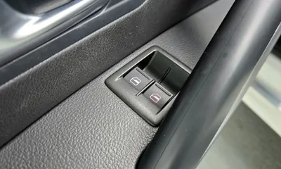 Volkswagen Scirocco 2012, 140759 км, за 5135.54 USD - фото 18
