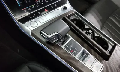 Audi A6 2020, 28629 км, за 22004.72 USD - фото 9