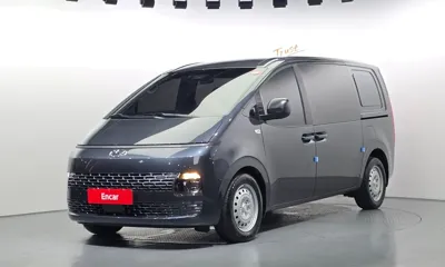 Hyundai Staria · 2022 год