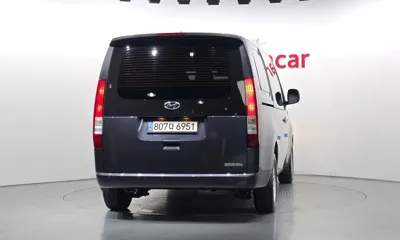Hyundai Staria 2022, 115871 км, за 12800.32 USD