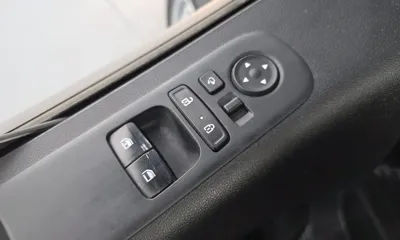 Hyundai Staria 2022, 115871 км, за 12800.32 USD - фото 28