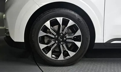 Kia Canival 2021, 249413 км, за 13581.46 USD