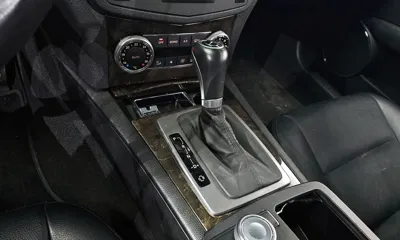 Mercedes-Benz C-Class 2010, 130057 км, за 2496.06 USD - фото 9