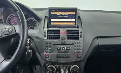 Mercedes-Benz C-Class 2010, 130057 км, за 2496.06 USD - фото 14