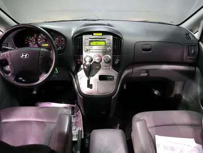 Hyundai Starex 2014, 118731 км, за 5579.62 USD
