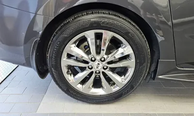 Kia Canival 2018, 102976 км, за 8469.06 USD