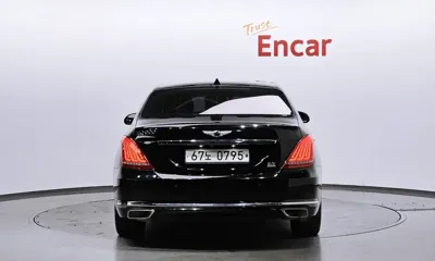 Genesis EQ900 2016, 365502 км, за 5254.86 USD